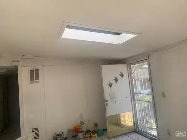 Delano, CA 93215,1473 22nd Avenue