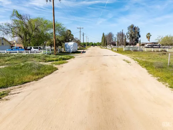Bakersfield, CA 93314,0 Hail Rd