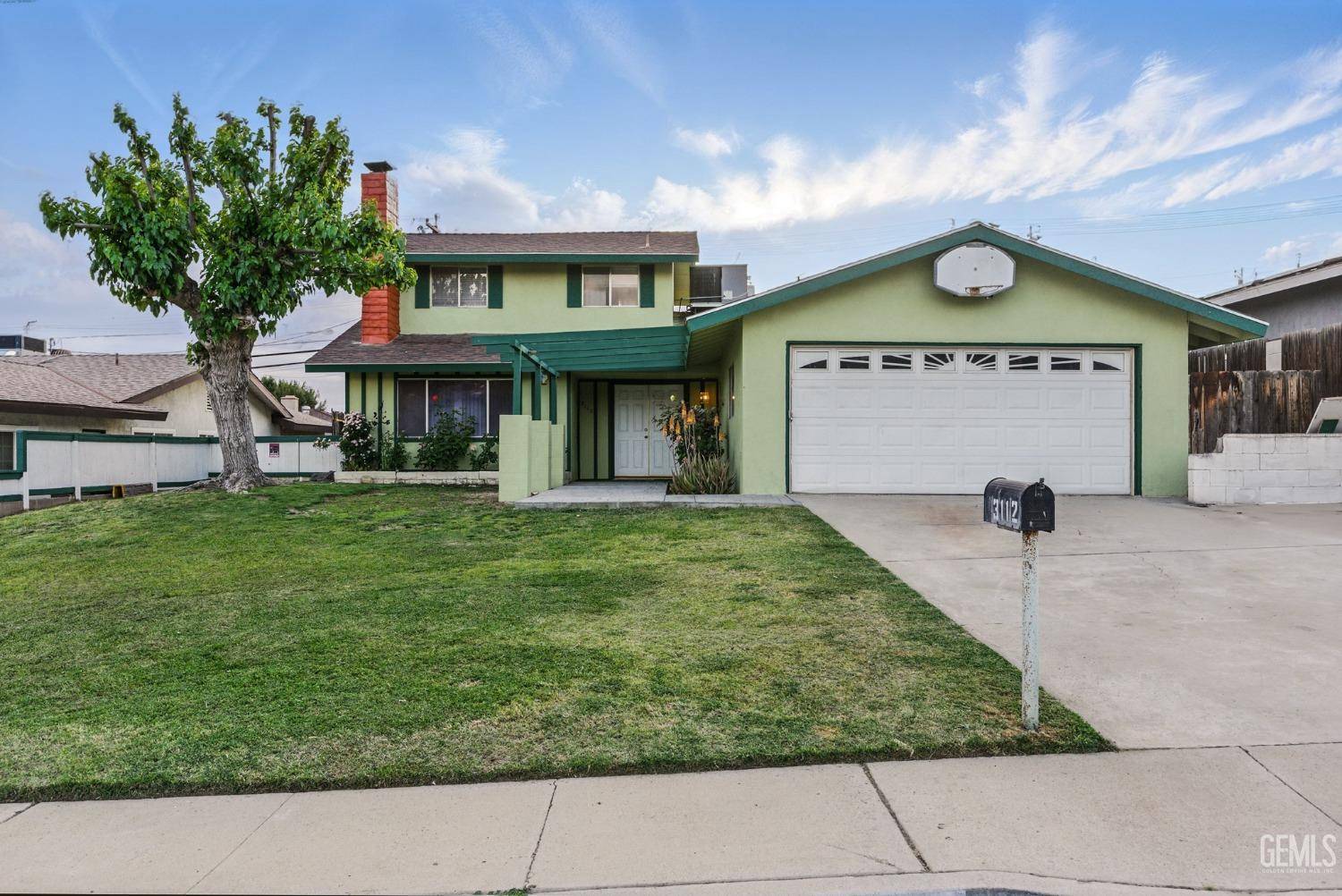 3112 Ridgedale Street, Bakersfield, CA 93306