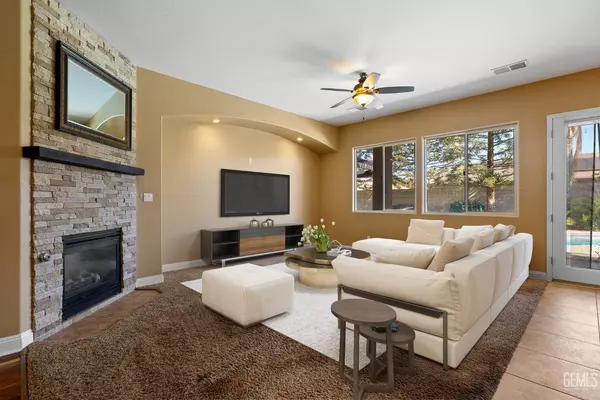Bakersfield, CA 93314,10010 Silverthorne Drive