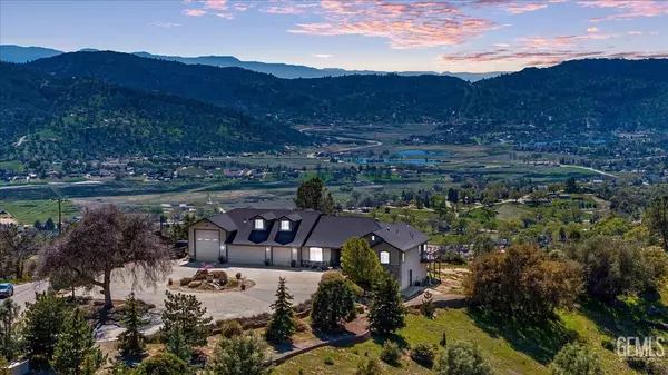 Tehachapi, CA 93561,24051 Jacaranda Drive