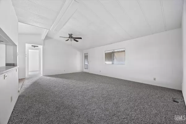Bakersfield, CA 93308,99 Serve Lane