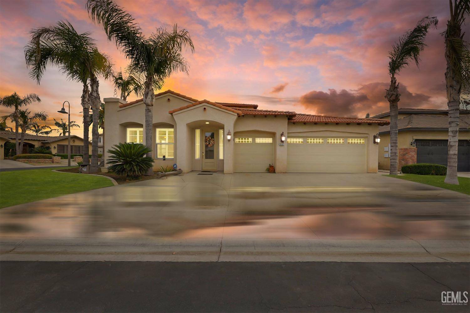 9301 Via Parma, Bakersfield, CA 93312