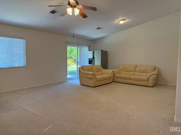 Bakersfield, CA 93312,8214 Maple Grove Lane