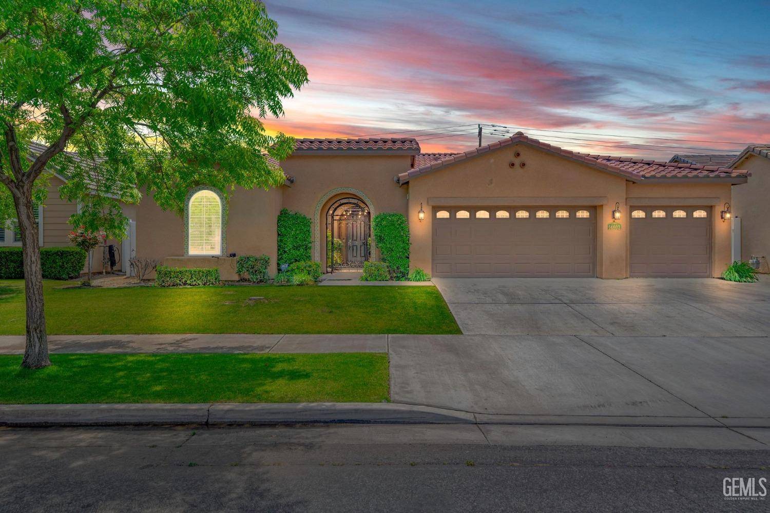 14603 Yellow Lupine Drive, Bakersfield, CA 93314