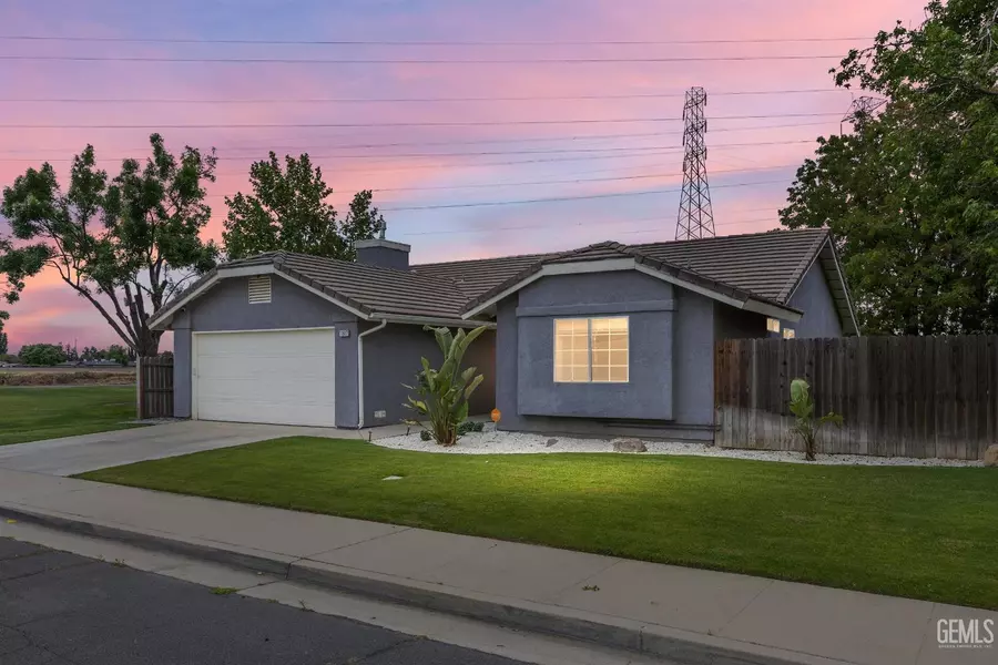 11617 Cactus Drive, Bakersfield, CA 93312