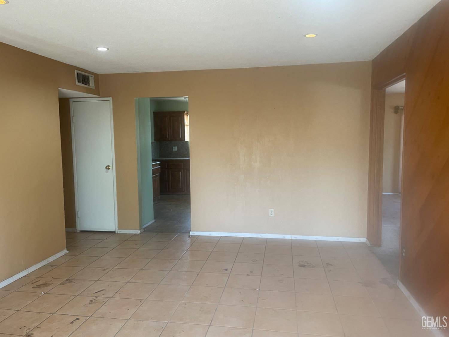 Bakersfield, CA 93312,4145 Courtney Street