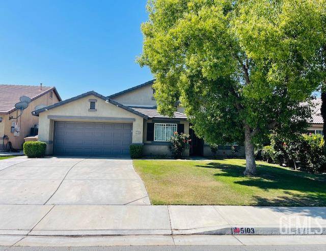 5103 Green Clover Avenue, Bakersfield, CA 93313
