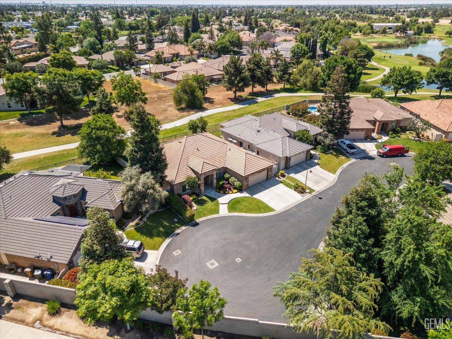 Bakersfield, CA 93312,9005 Via Lugano