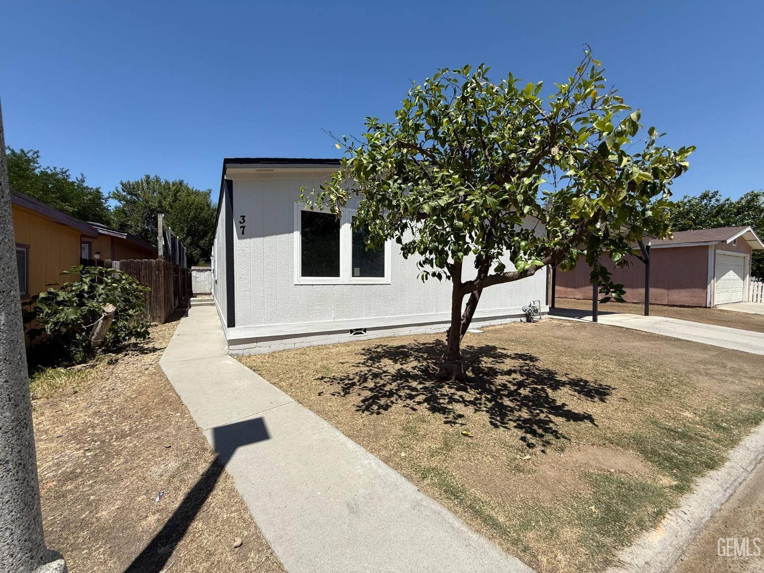 601 Pacheco Road #37, Bakersfield, CA 93307