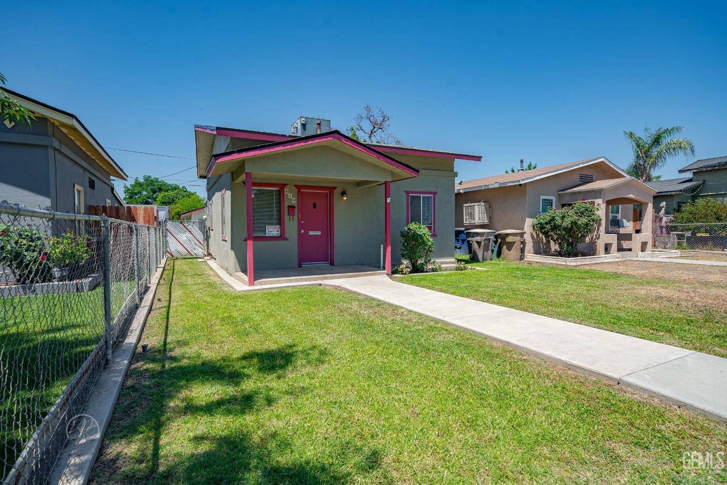 Bakersfield, CA 93304,819 P Street
