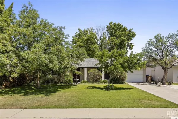 Bakersfield, CA 93309,808 La Puente Drive