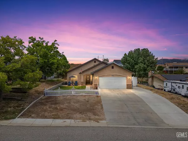 21021 Brentwood Drive, Tehachapi, CA 93561