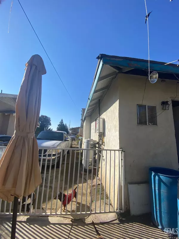 706 L Street, Bakersfield, CA 93304