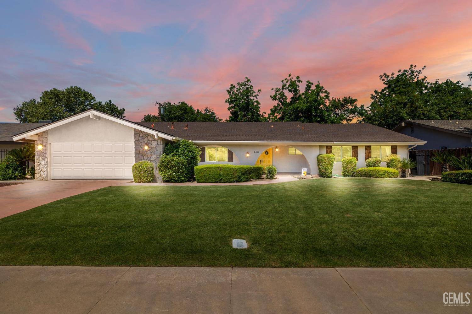 2513 Elm Street, Bakersfield, CA 93301