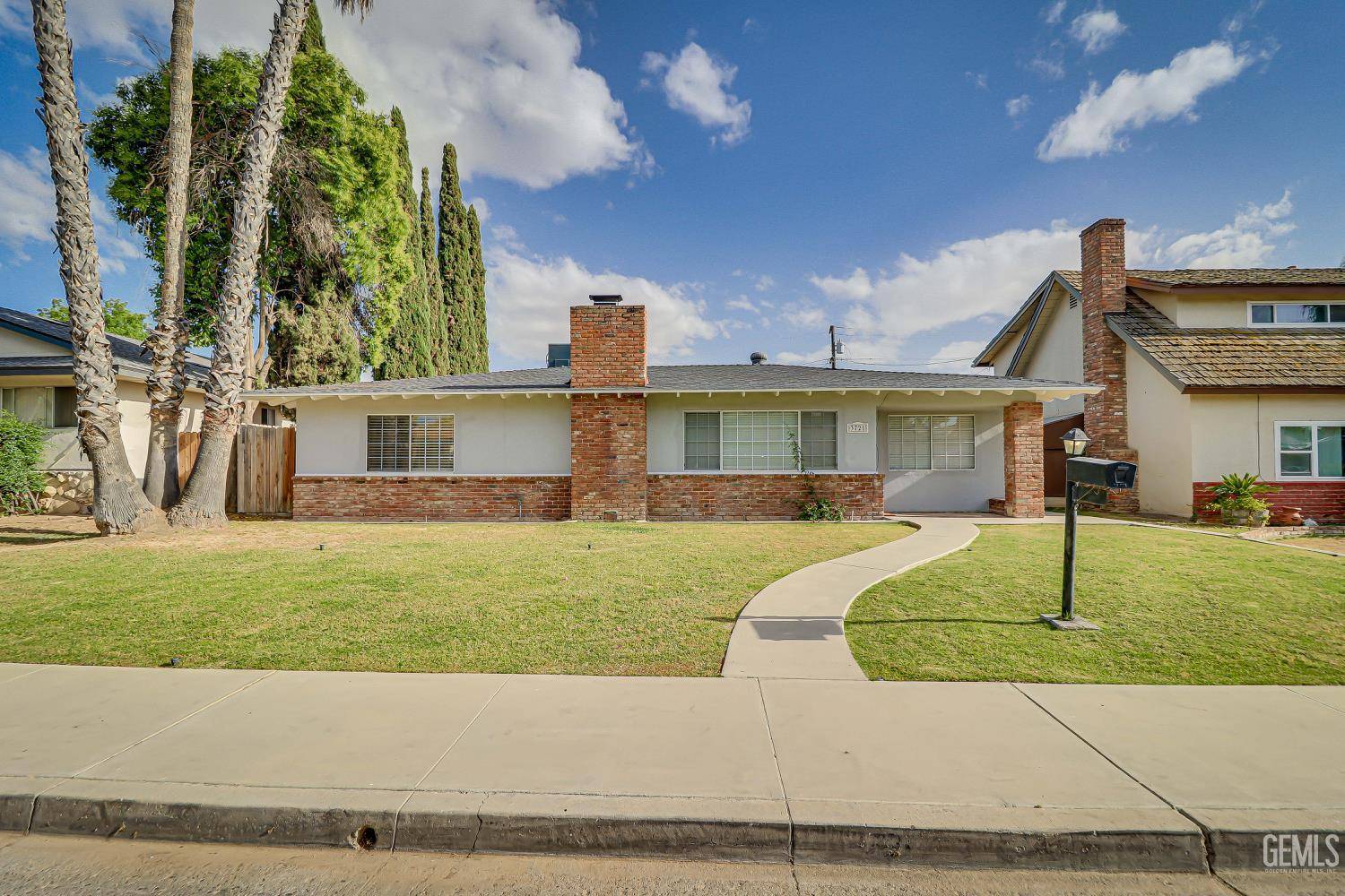 3721 Candlewood Drive, Bakersfield, CA 93306