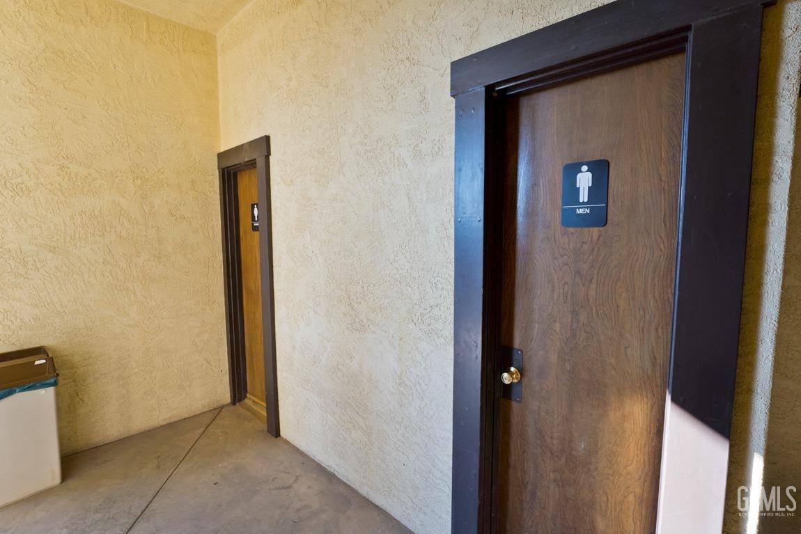 Bakersfield, CA 93304,1004 H Street