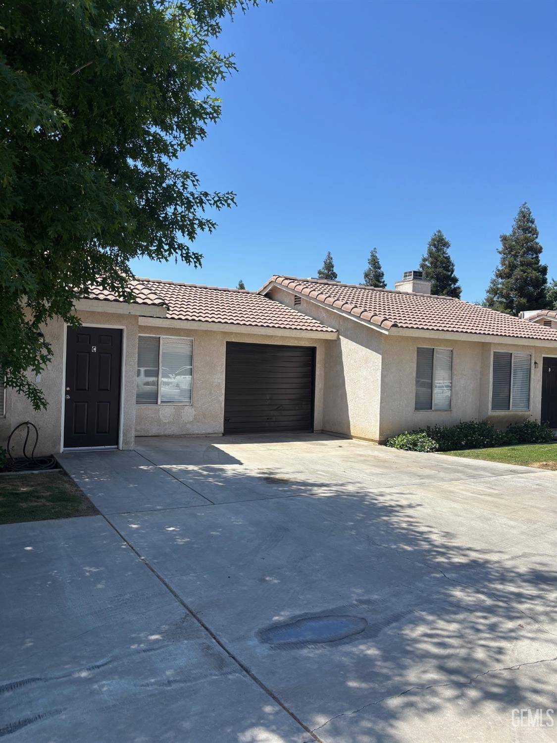 3118 Brookside Drive, Bakersfield, CA 93311