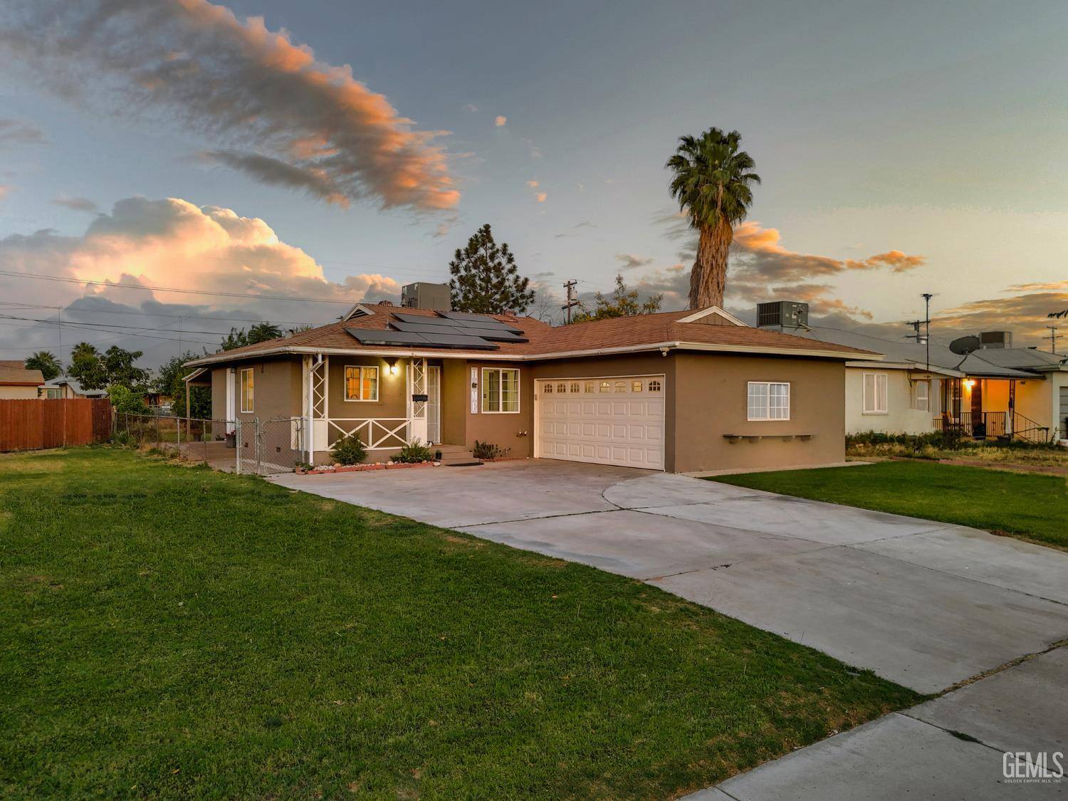 10801 Santa Clara Street, Lamont, CA 93241
