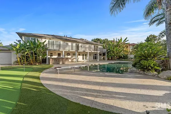 Bakersfield, CA 93309,300 Vista Verde Way