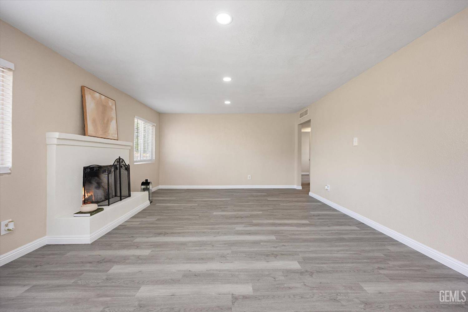 Bakersfield, CA 93307,1613 Fairview Road