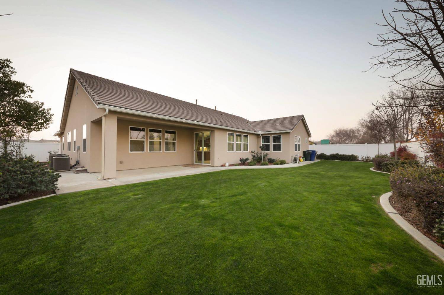 Bakersfield, CA 93311,2624 Oakley Street