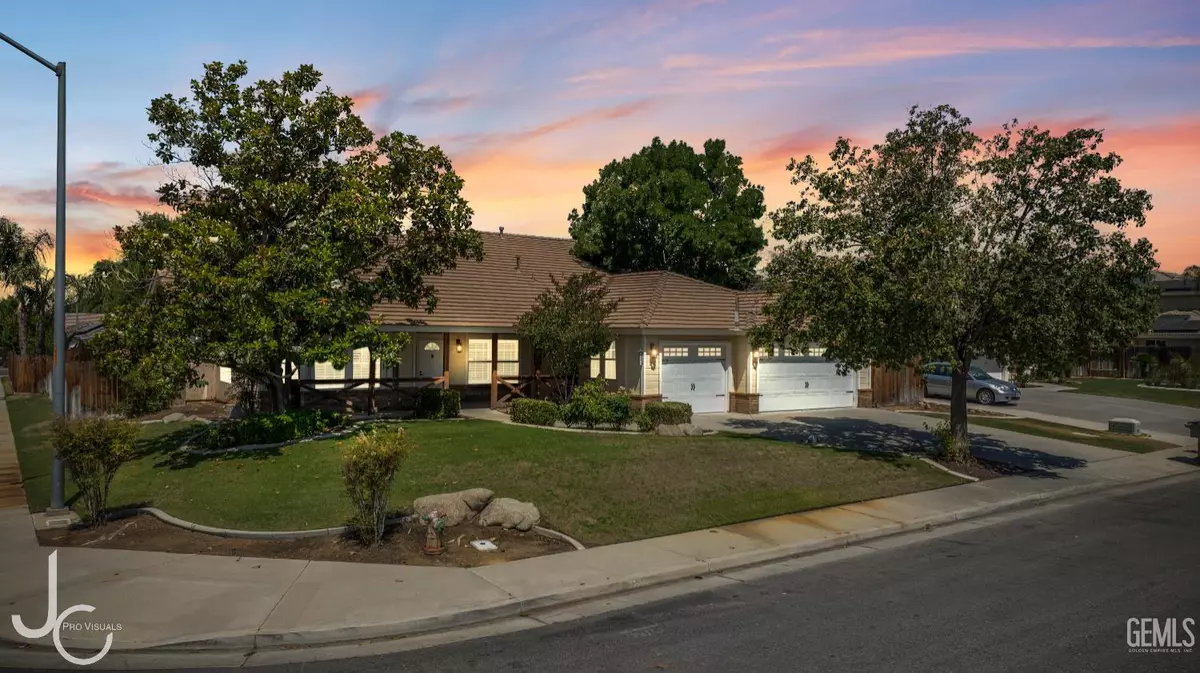 Bakersfield, CA 93312,4801 Equestrian Avenue