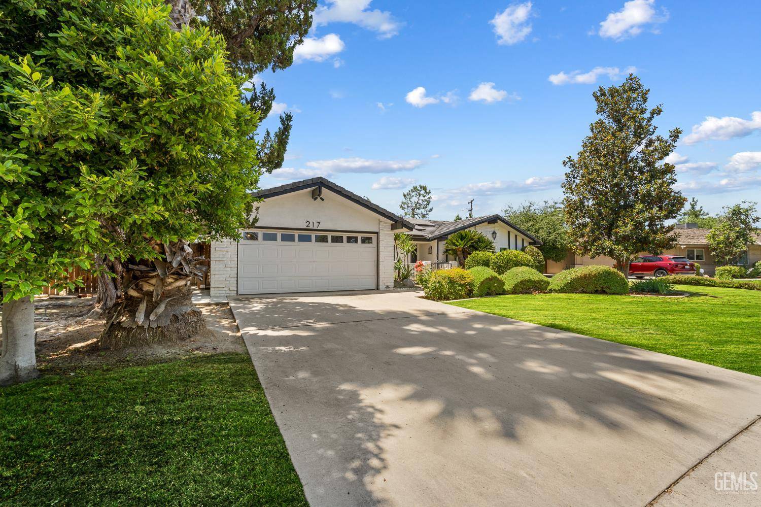 Bakersfield, CA 93309,217 El Rio Drive