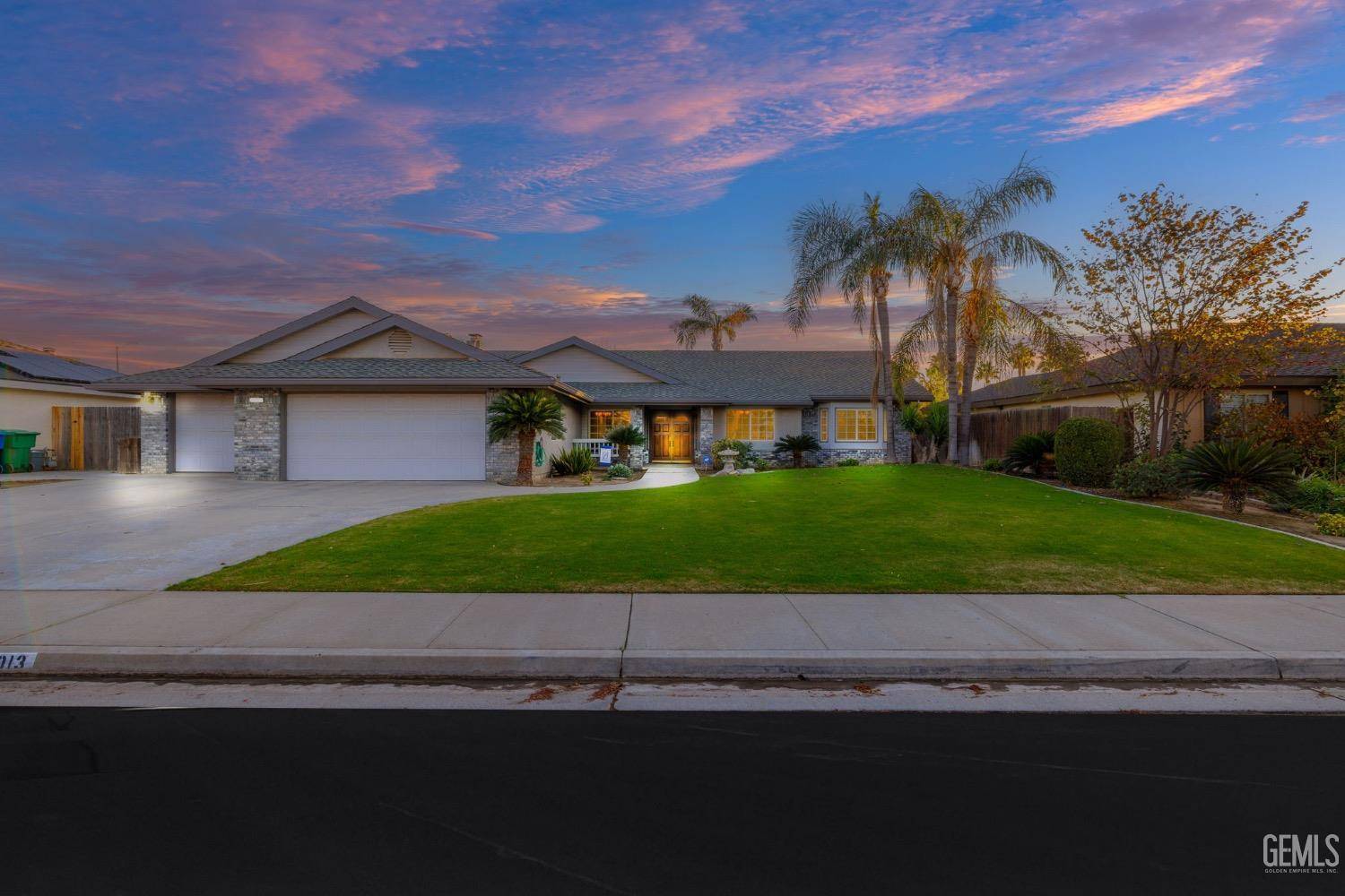 14013 Laverton Avenue, Bakersfield, CA 93314