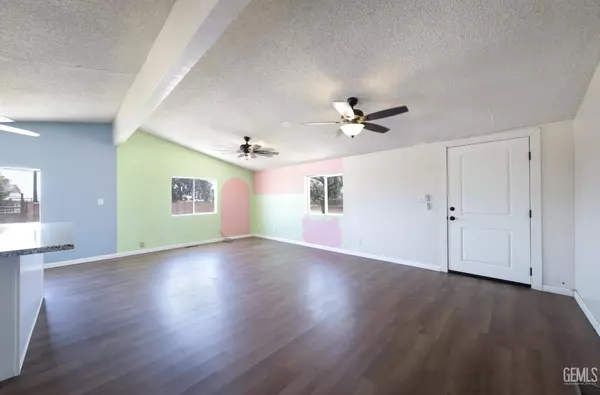 Bakersfield, CA 93307,5607 S Fairfax Road