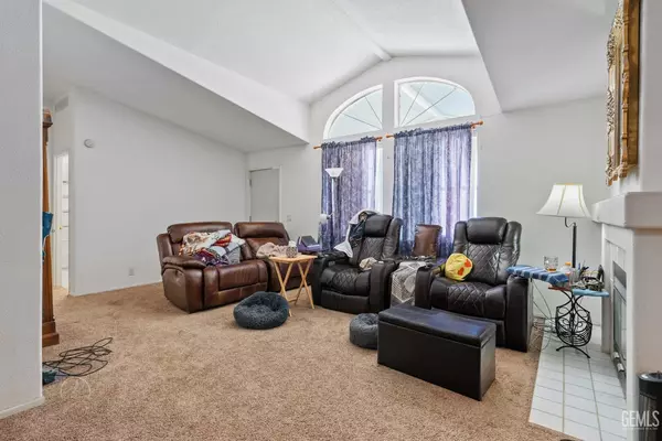 Taft, CA 93268,28156 Cosworth Avenue