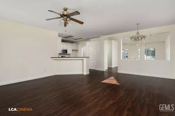 Bakersfield, CA 93312,9827 Metherly Hill Road