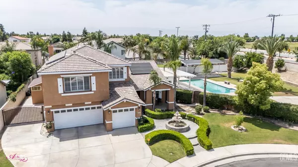 12811 Woodson Bridge Drive, Bakersfield, CA 93311
