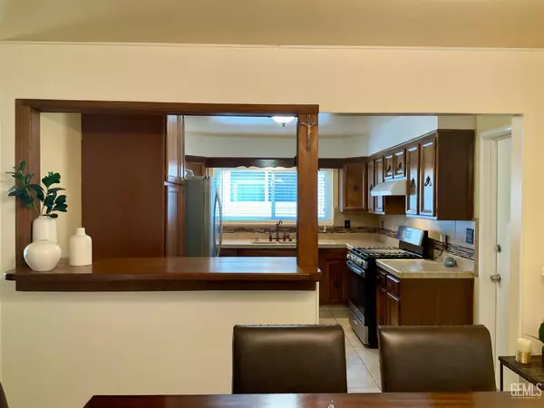 Bakersfield, CA 93305,2720 Baylor Street