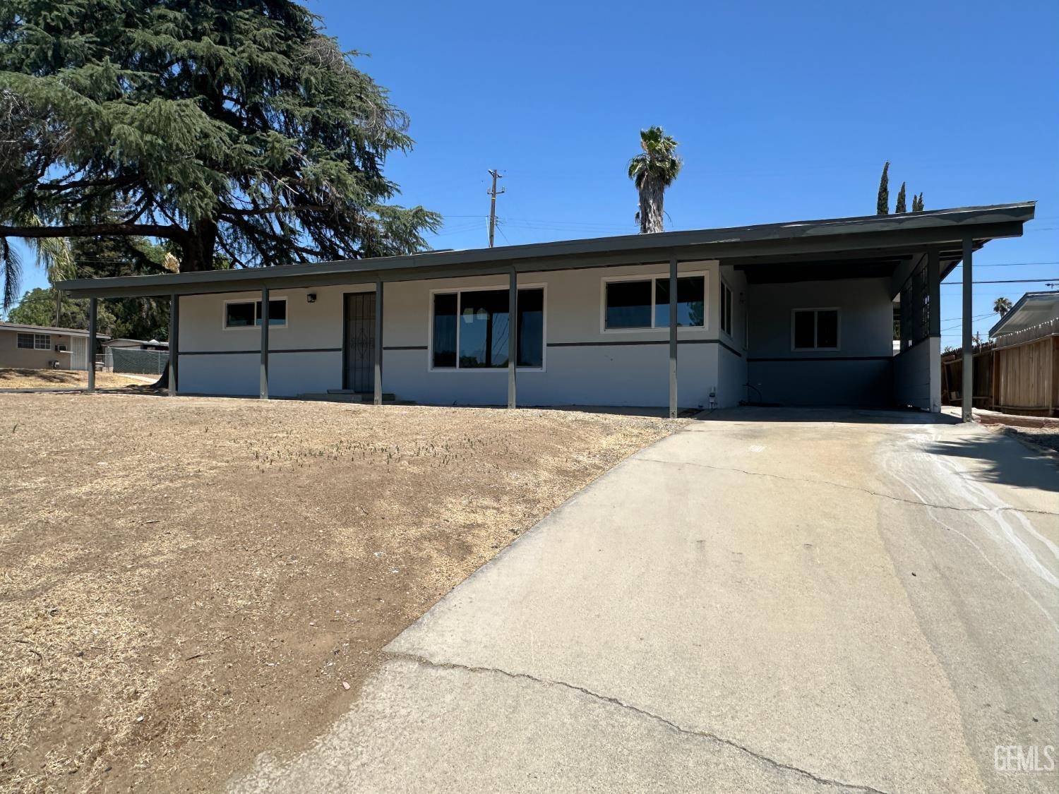 3417 River Boulevard, Bakersfield, CA 93305