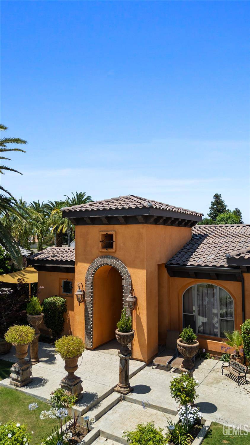 Bakersfield, CA 93312,9200 Bridget Leigh Way