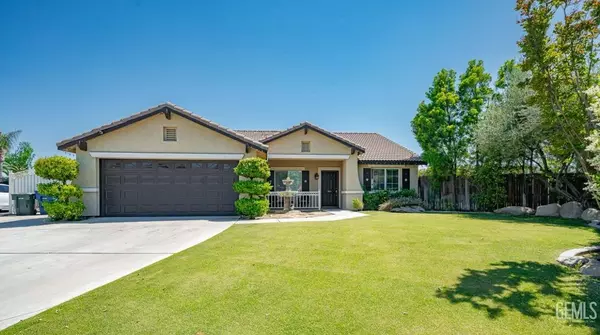 6003 Bluewater Bay Court, Bakersfield, CA 93312