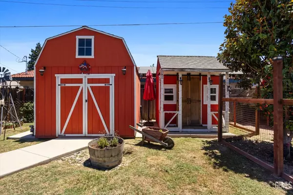Bakersfield, CA 93308,5906 Ronald Way