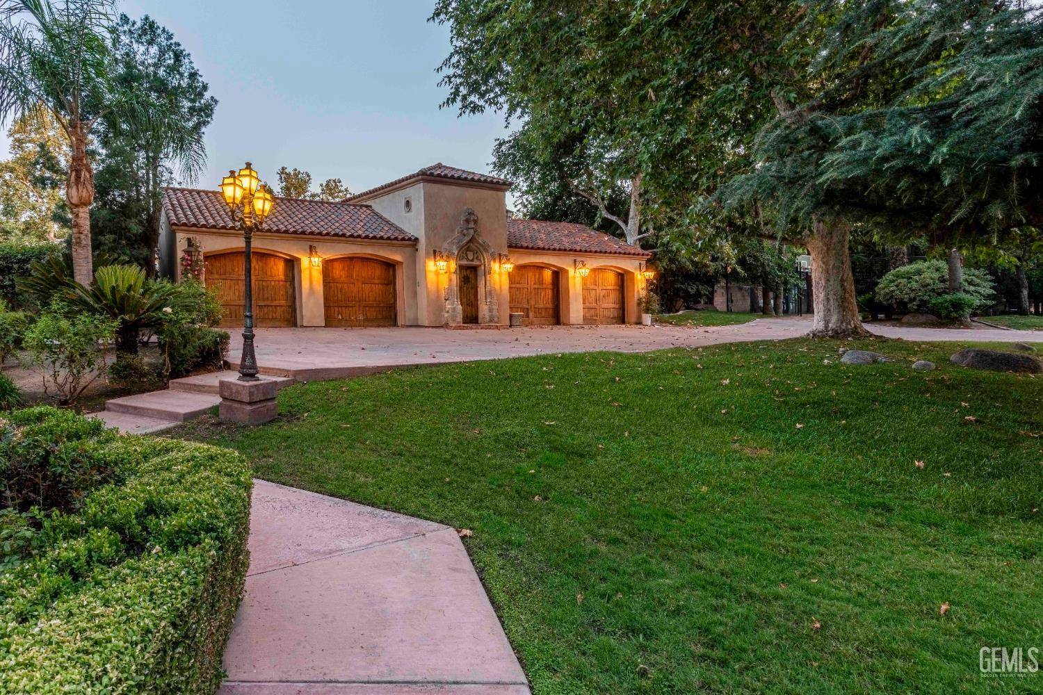 Bakersfield, CA 93308,5835 Hannah Avenue