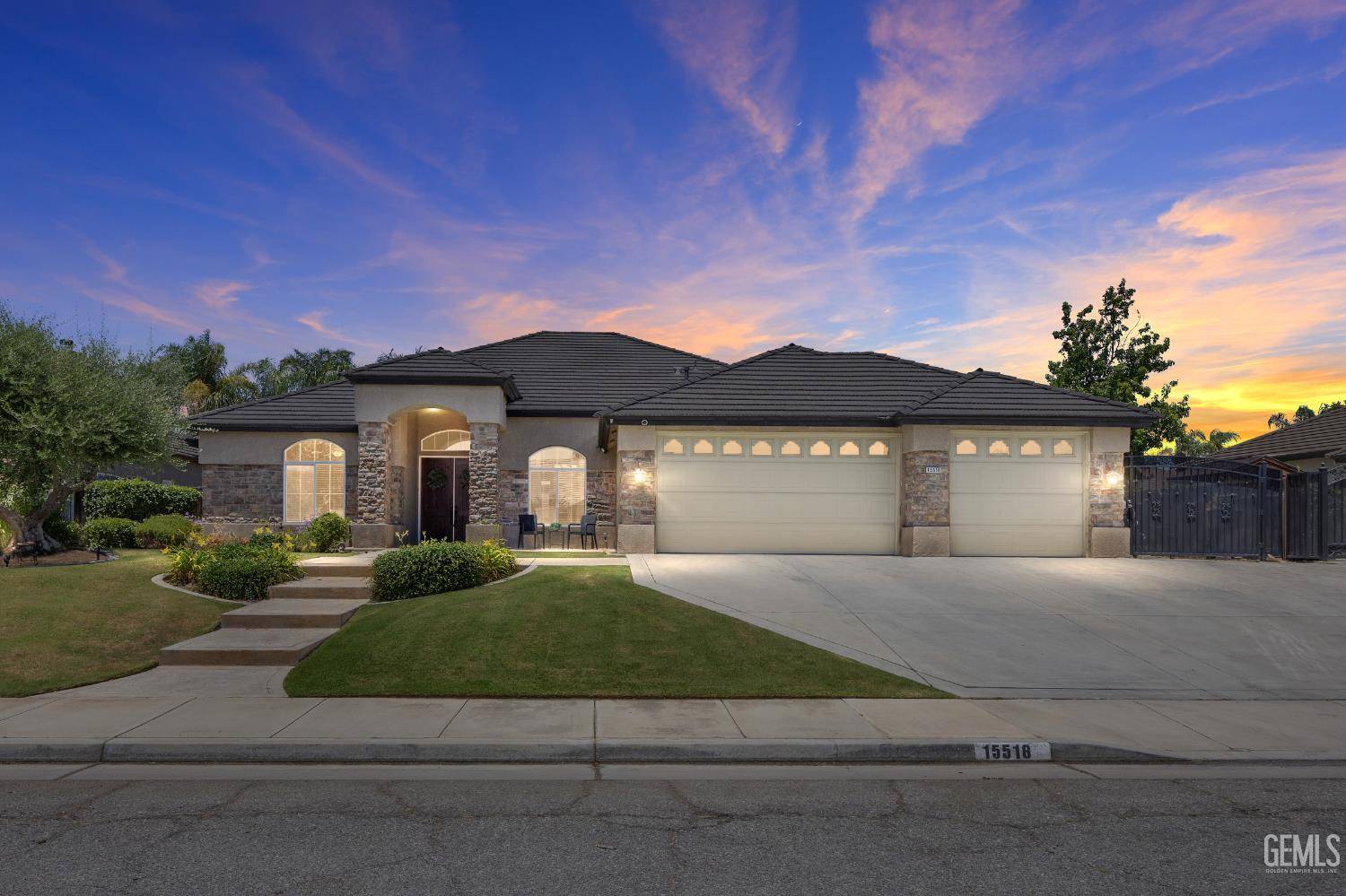 15518 Joseph Phelps Avenue, Bakersfield, CA 93314