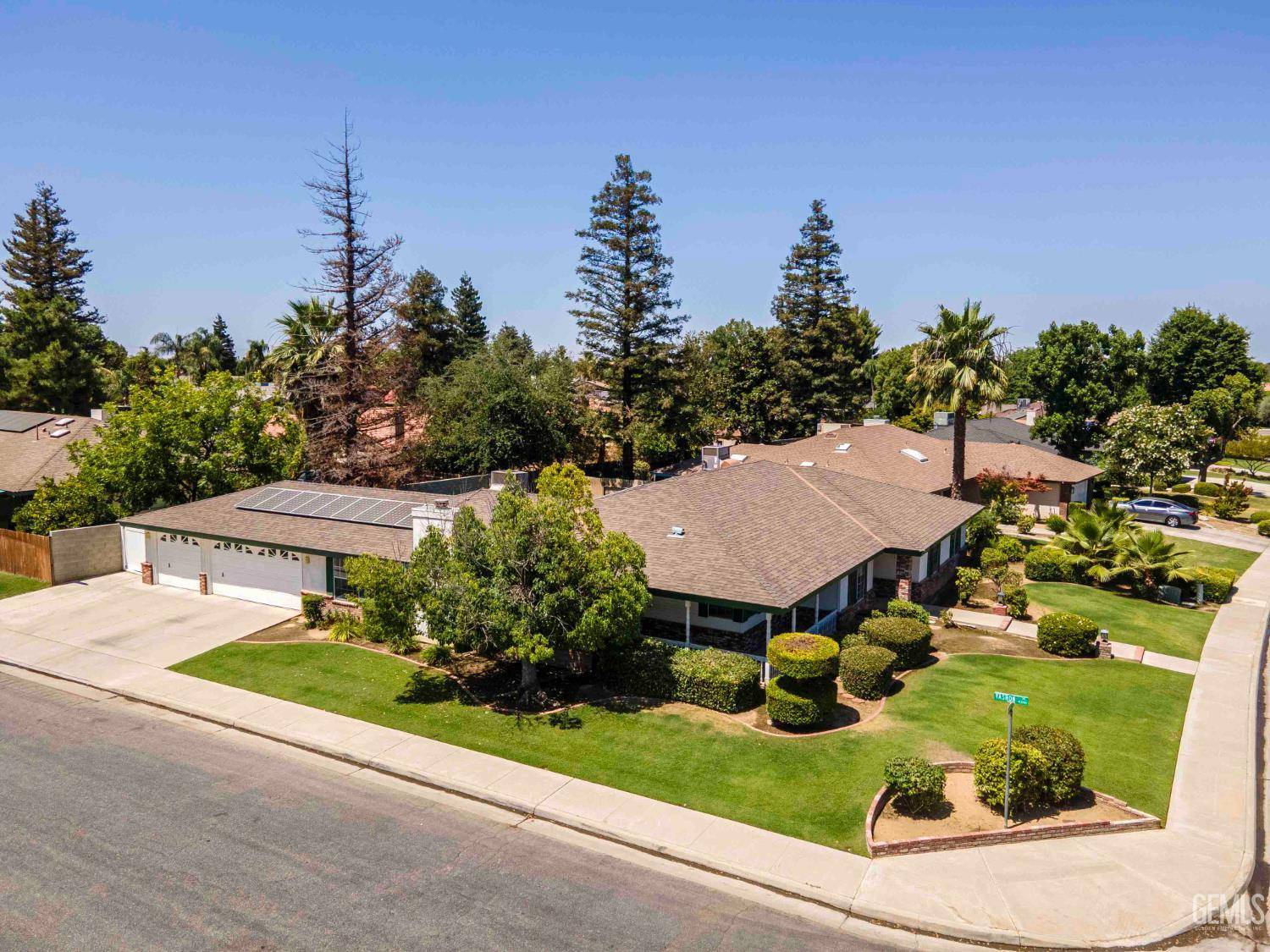 4120 Abbott Drive, Bakersfield, CA 93312