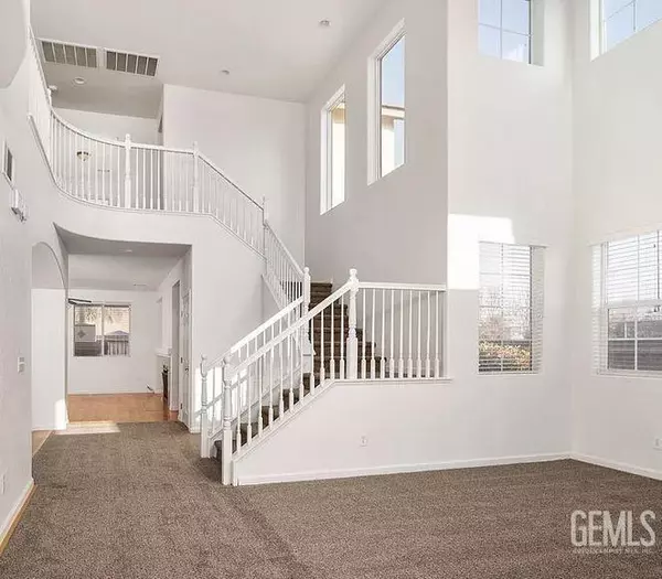 Bakersfield, CA 93313,5400 Saddleback Ridge Court