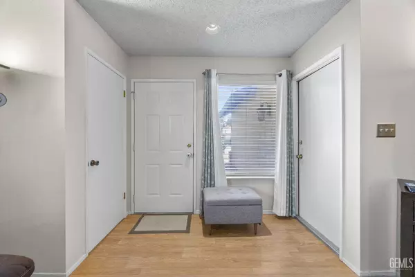 Bakersfield, CA 93311,9401 Thoreau Avenue