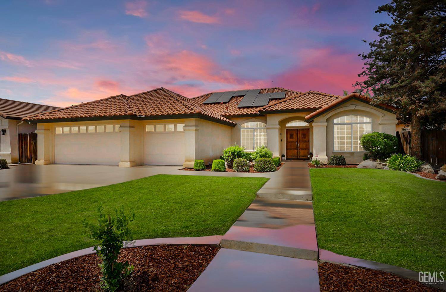 12710 Lanai Avenue, Bakersfield, CA 93312