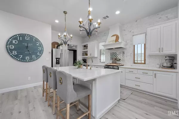 Bakersfield, CA 93314,13618 Coco Palm Court