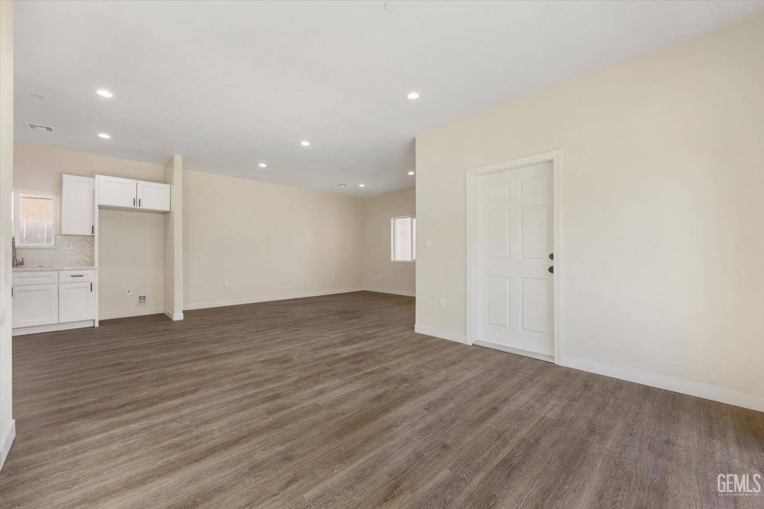 Bakersfield, CA 93307,3409 Lotus Lane