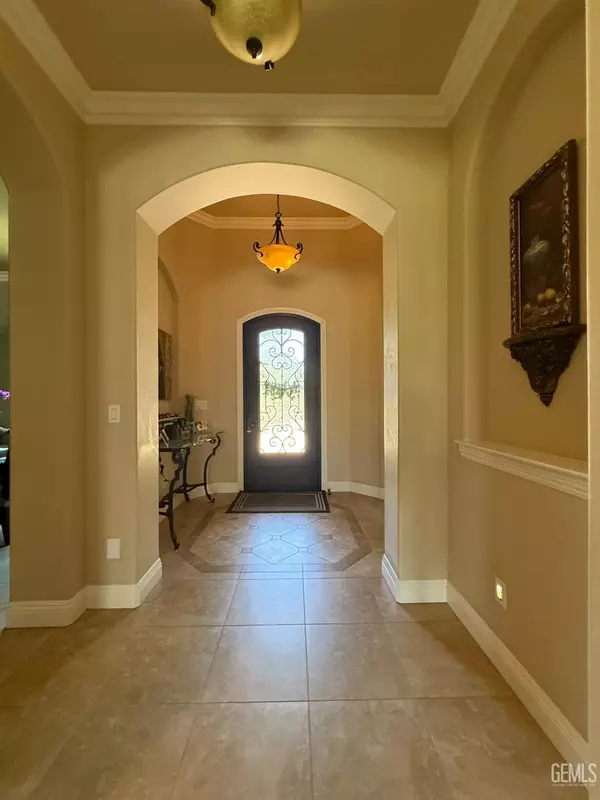 Bakersfield, CA 93311,2410 Exton Street