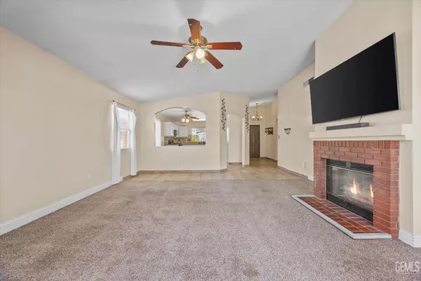 Bakersfield, CA 93312,4333 Range Drive
