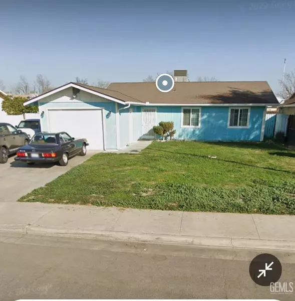 725 Anita Avenue, Delano, CA 93215