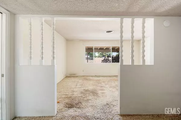 Bakersfield, CA 93308,6700 Lucille Avenue